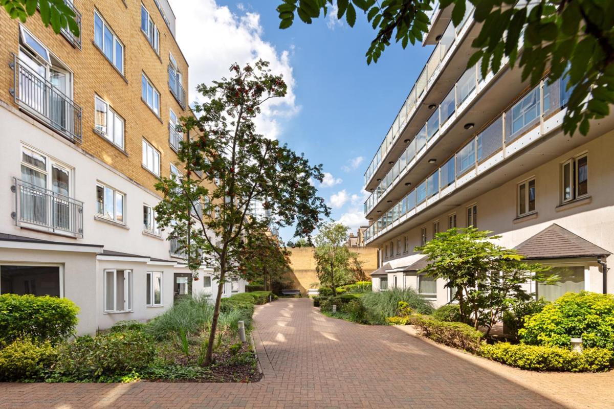 Marlin Apartments Commercial Road - Limehouse Londra Esterno foto